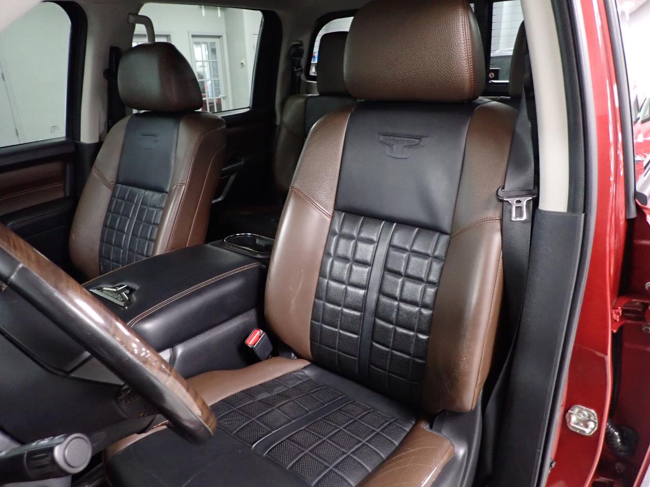 Nissan Titan PRO-4X Crew Cab 4WD 2018