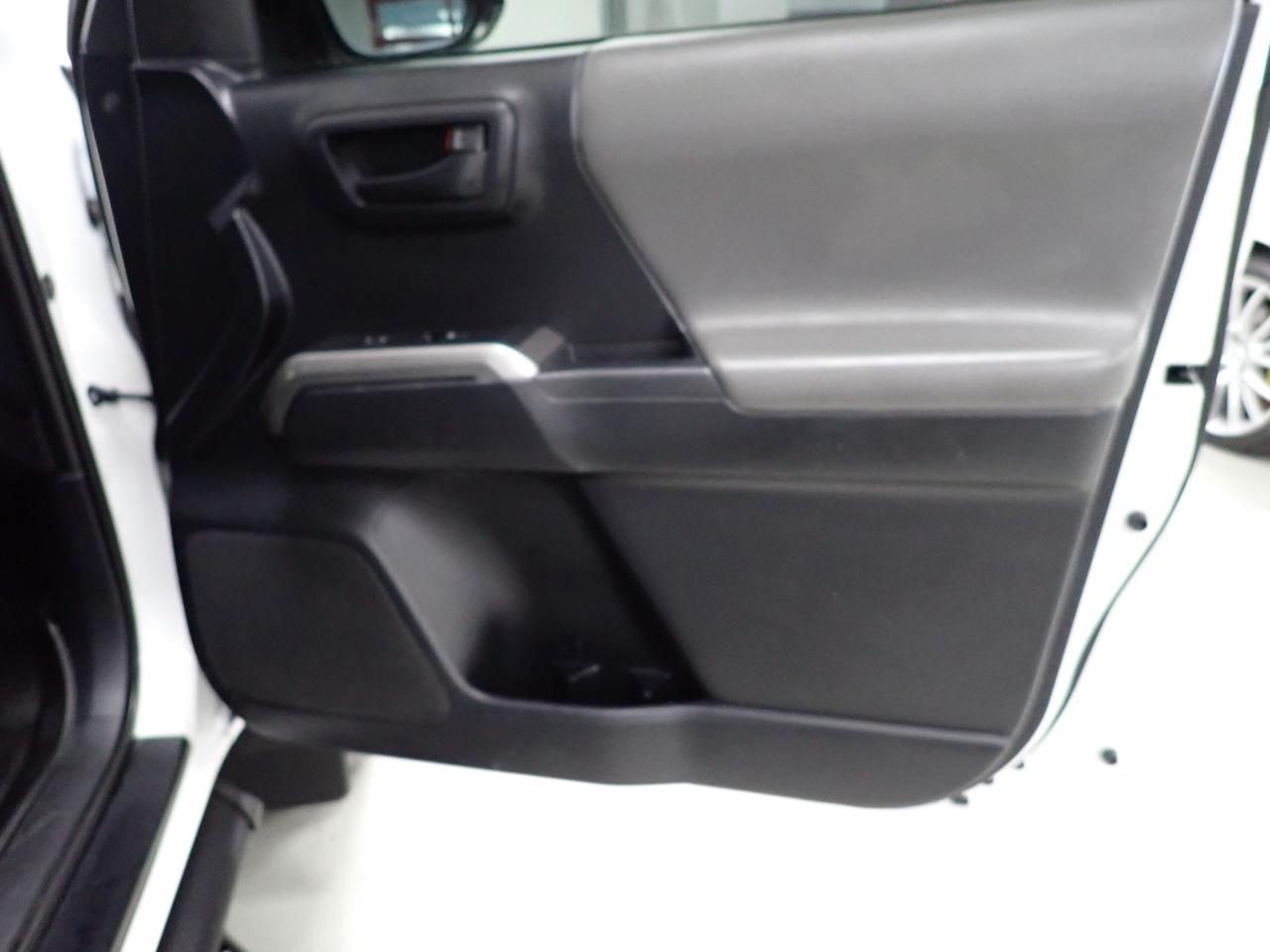 Toyota Tacoma SR5 Double Cab Long Bed I4 6AT 2WD 2019