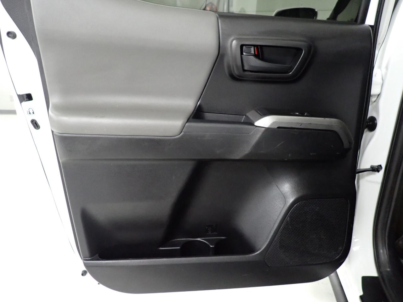 Toyota Tacoma SR5 Double Cab Long Bed I4 6AT 2WD 2019