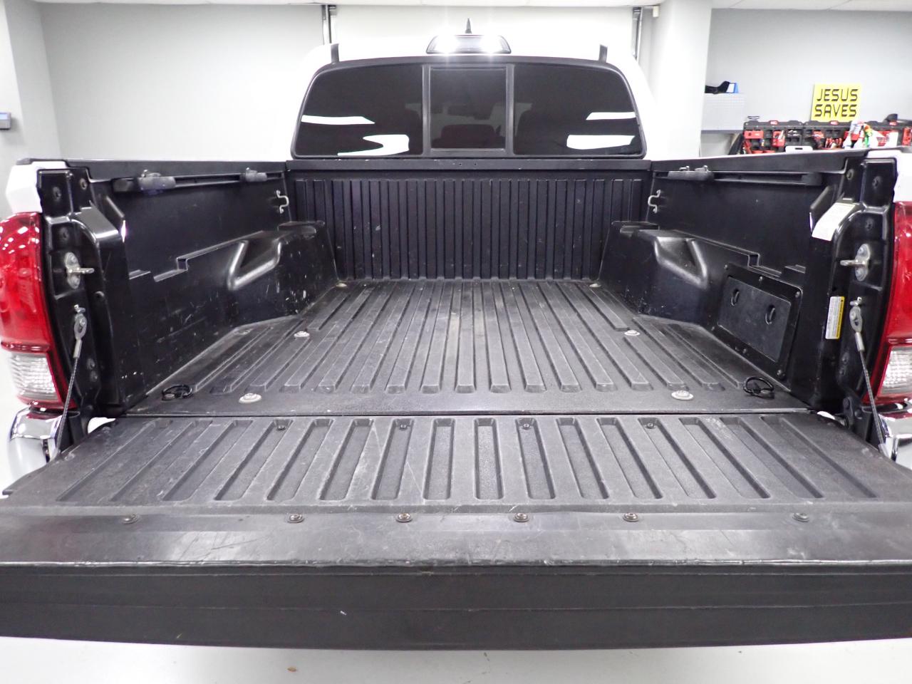 Toyota Tacoma SR5 Double Cab Long Bed I4 6AT 2WD 2019