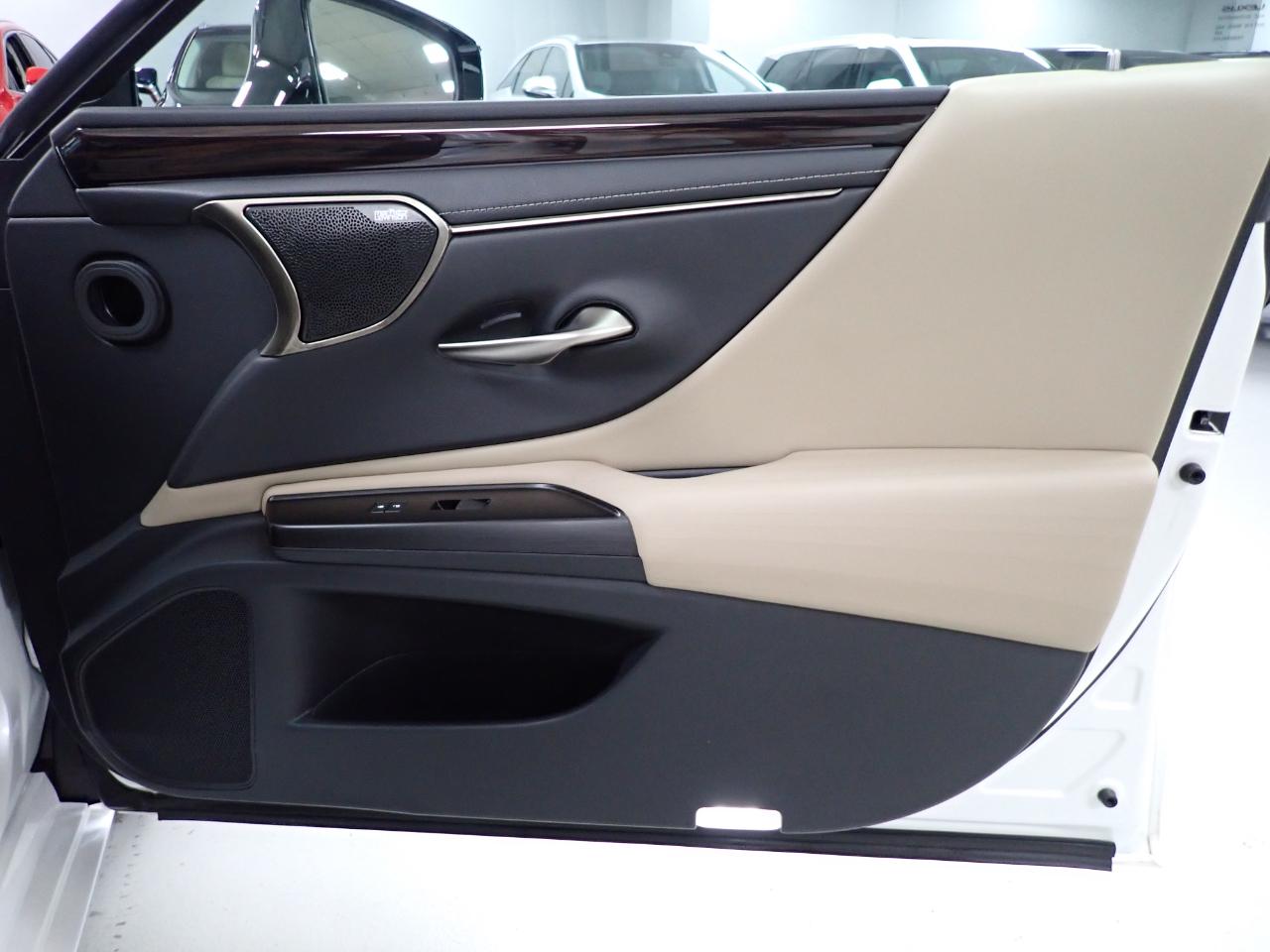 Lexus ES 350 Luxury 2019