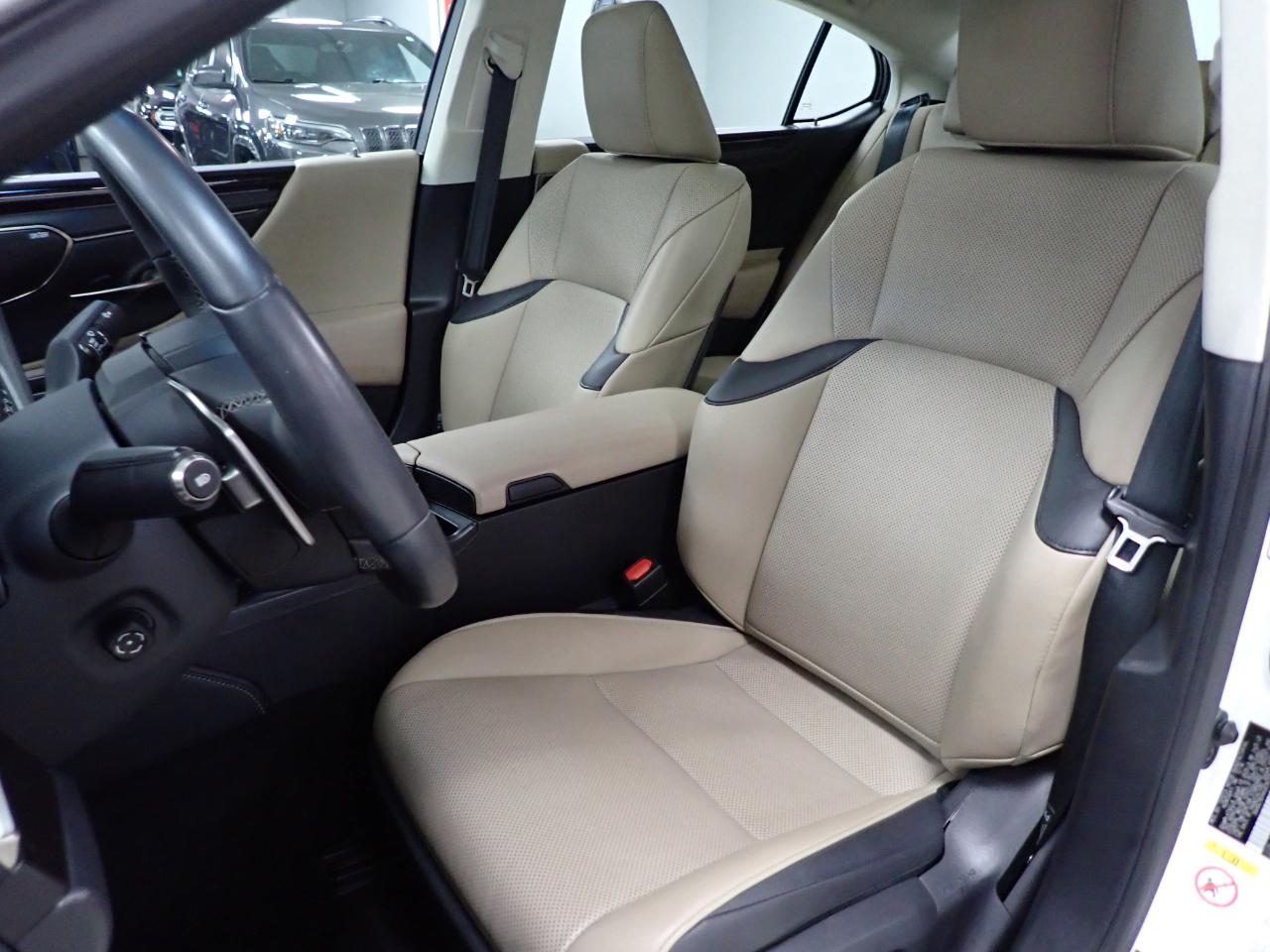 Lexus ES 350 Luxury 2019