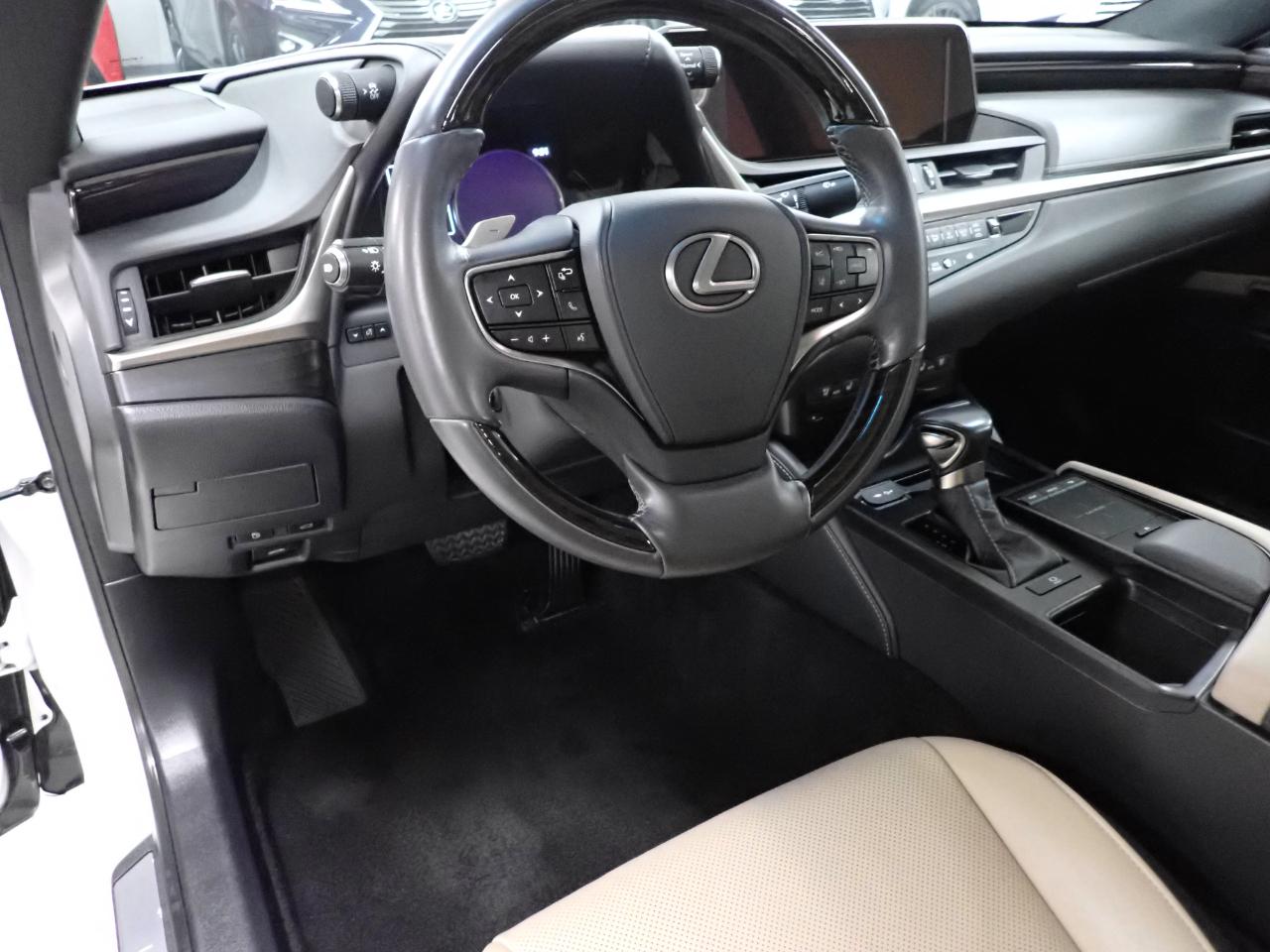 Lexus ES 350 Luxury 2019
