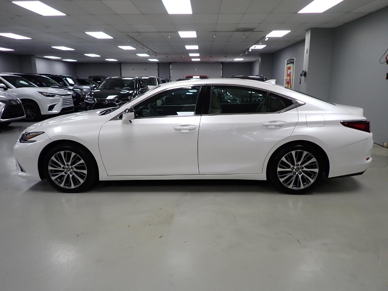 Lexus ES 350 Luxury 2019