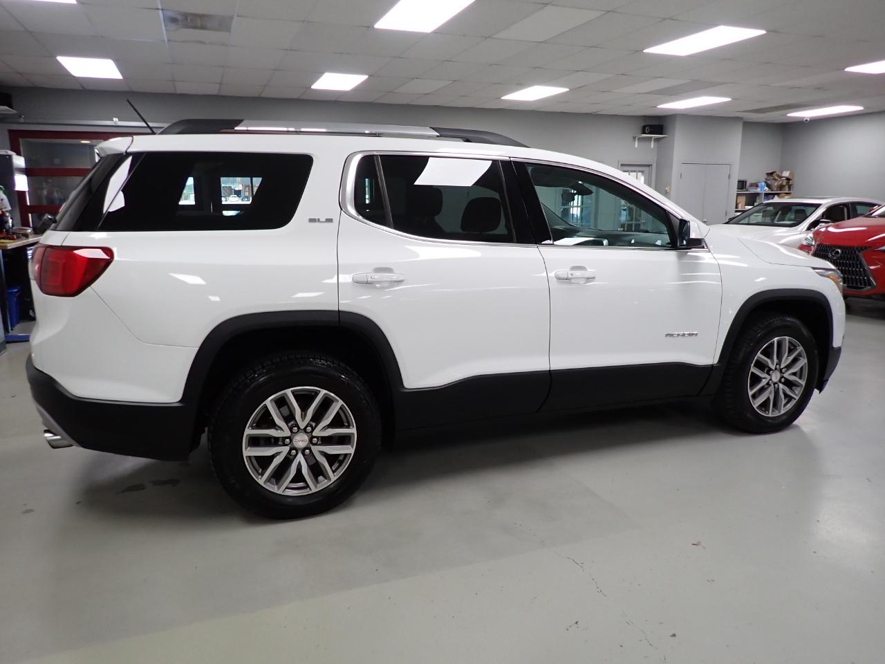 GMC Acadia SLE-2 FWD 2017