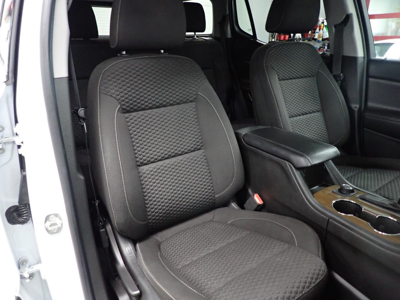 GMC Acadia SLE-2 FWD 2017