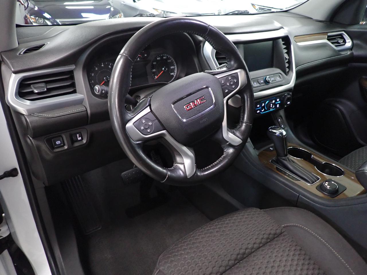 GMC Acadia SLE-2 FWD 2017