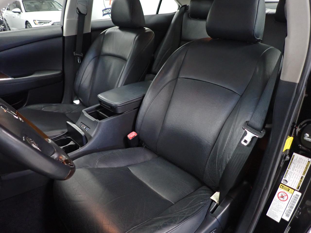 Lexus ES 350 Sedan 2012