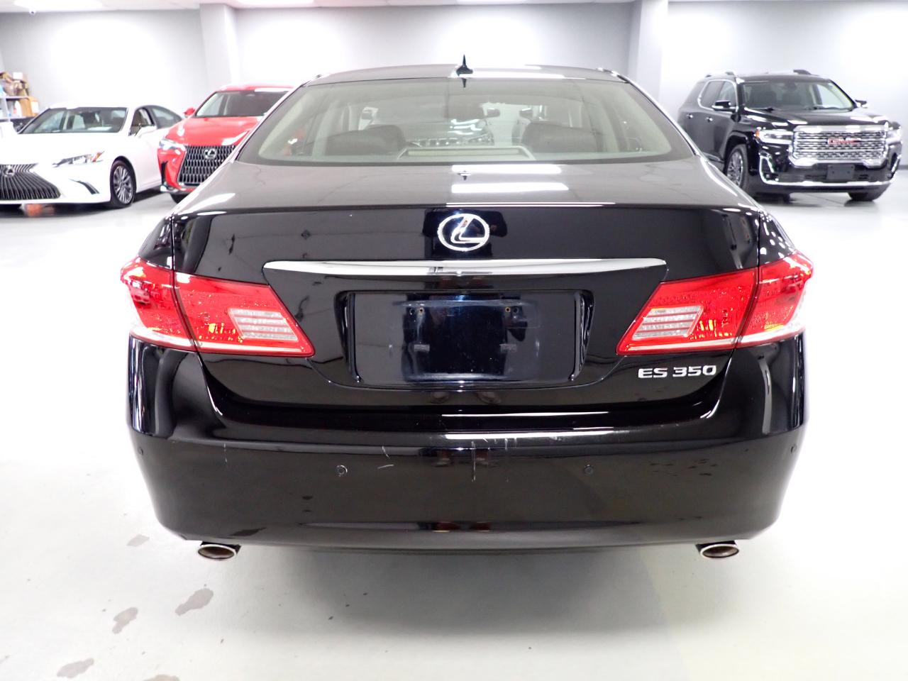 Lexus ES 350 Sedan 2012