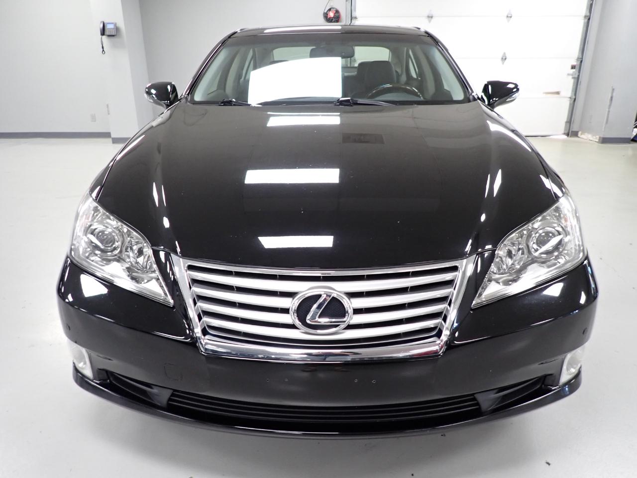 Lexus ES 350 Sedan 2012