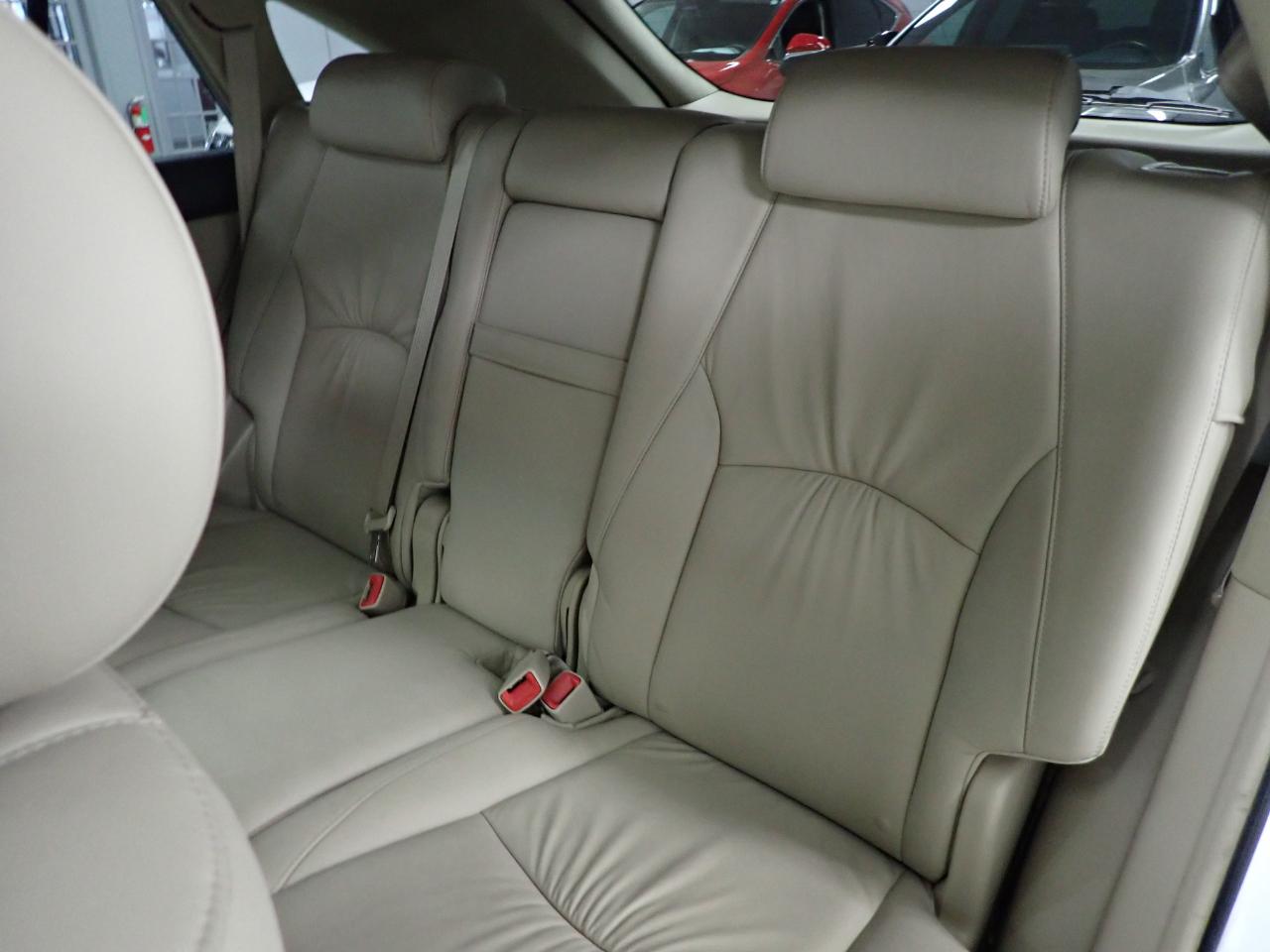 Lexus RX 400h FWD 2007