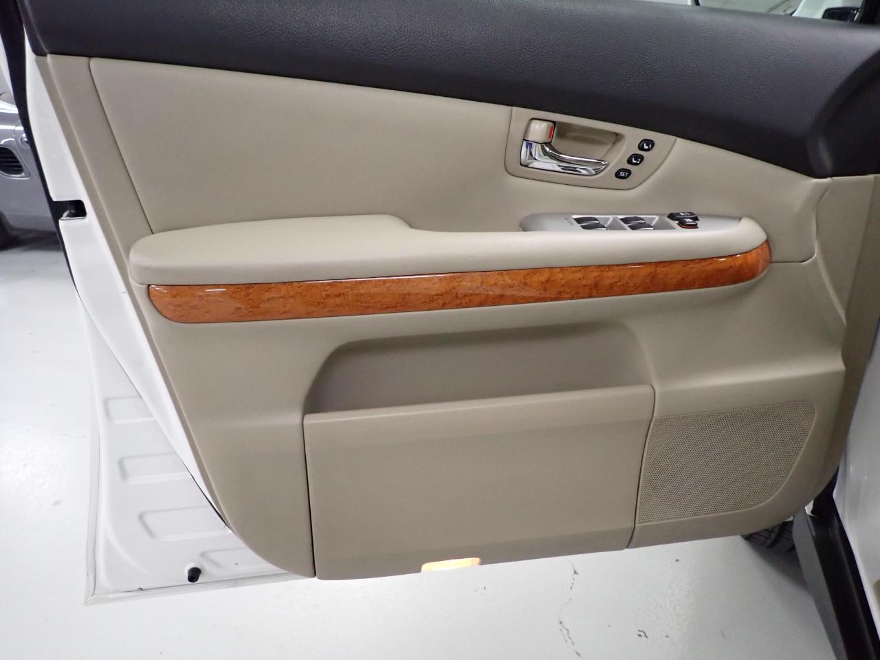Lexus RX 400h FWD 2007