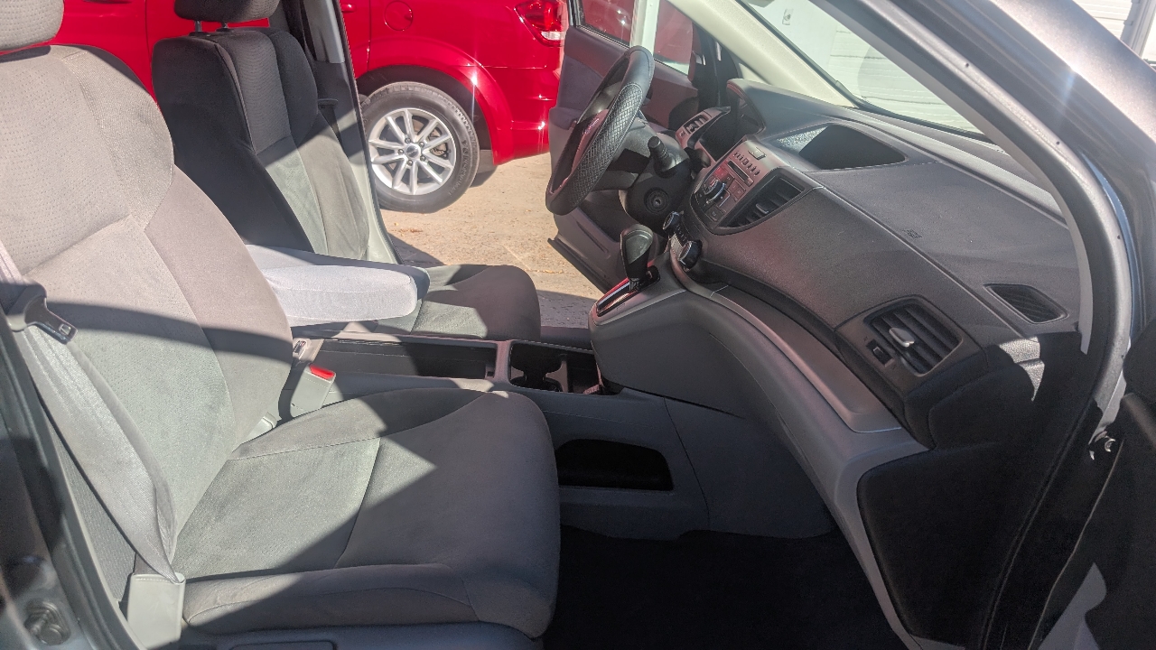 Honda CR-V EX 4WD 5-Speed AT 2013 Honda CR-V EX 4WD 5-Speed AT 2013