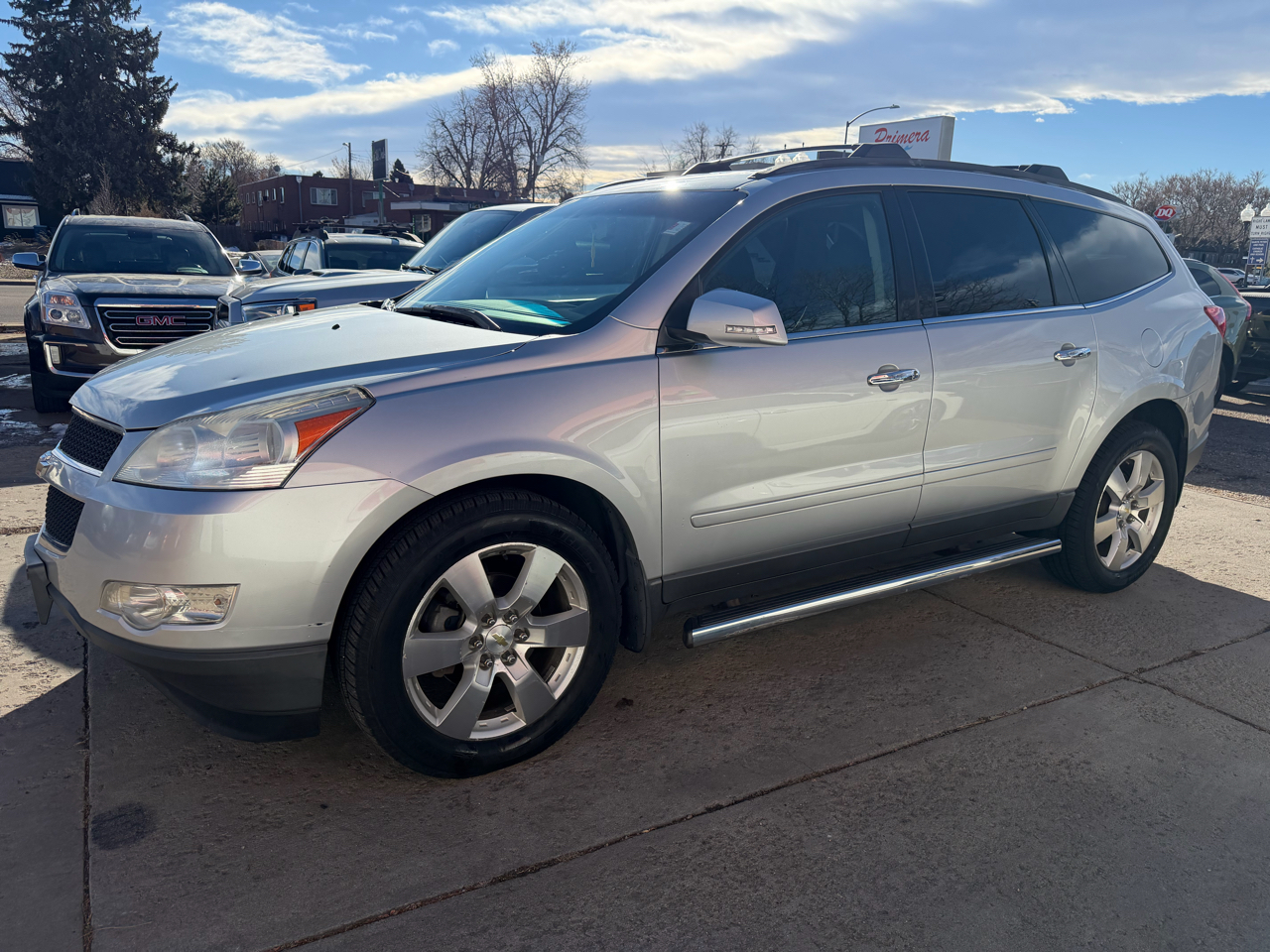 2011 Chevrolet Traverse LT AWD