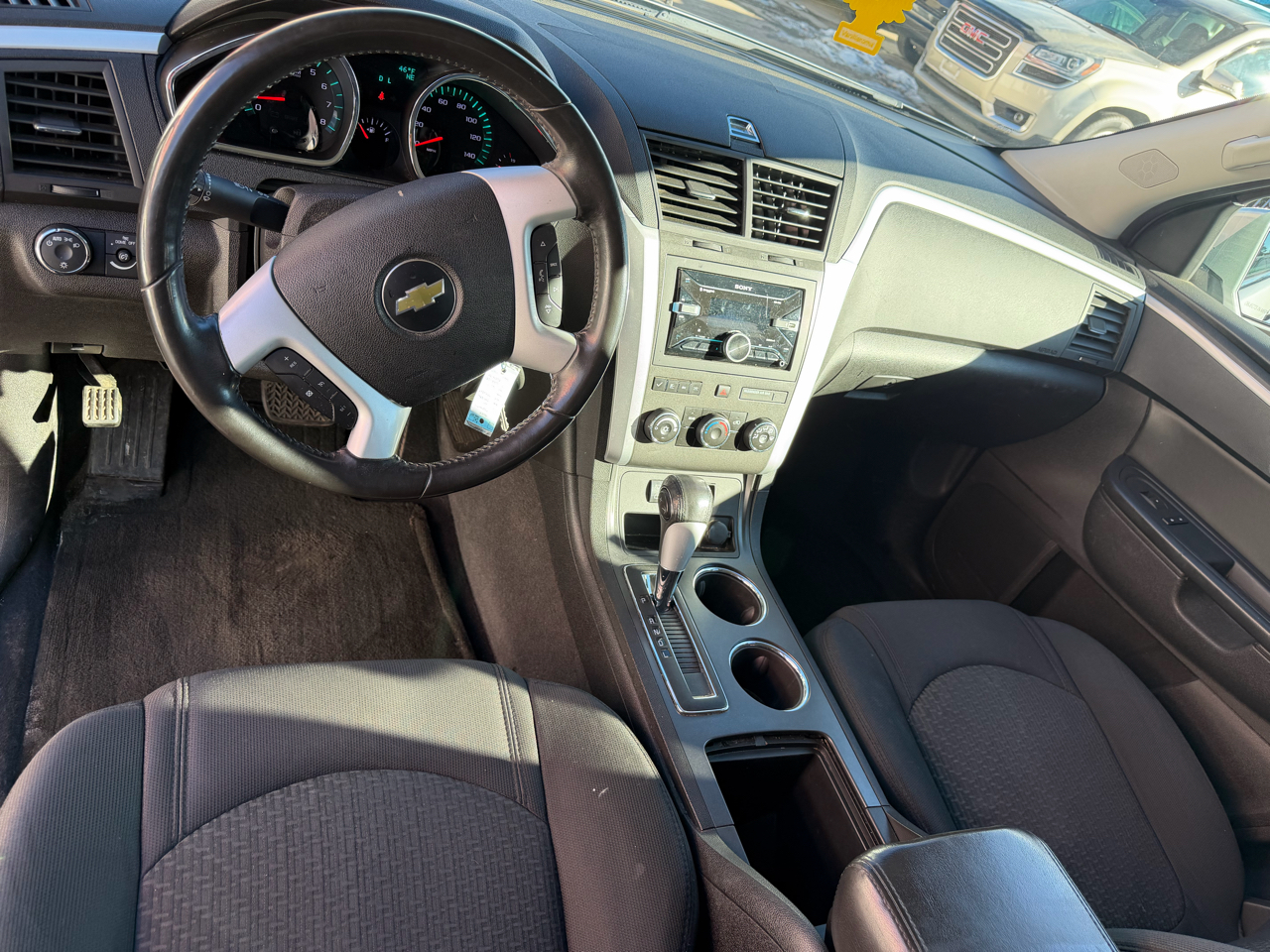 Chevrolet Traverse LT AWD 2011