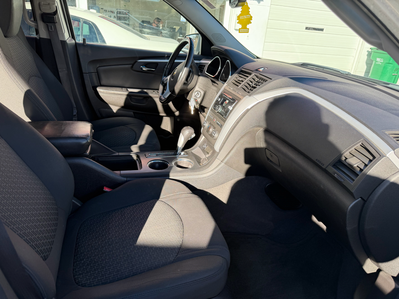 Chevrolet Traverse LT AWD 2011