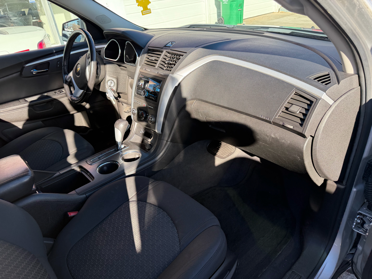 Chevrolet Traverse LT AWD 2011