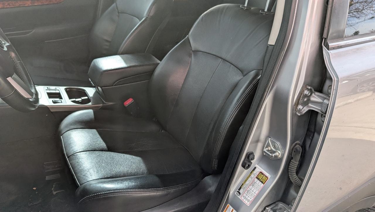 Subaru Outback 2.5i Limited 2011