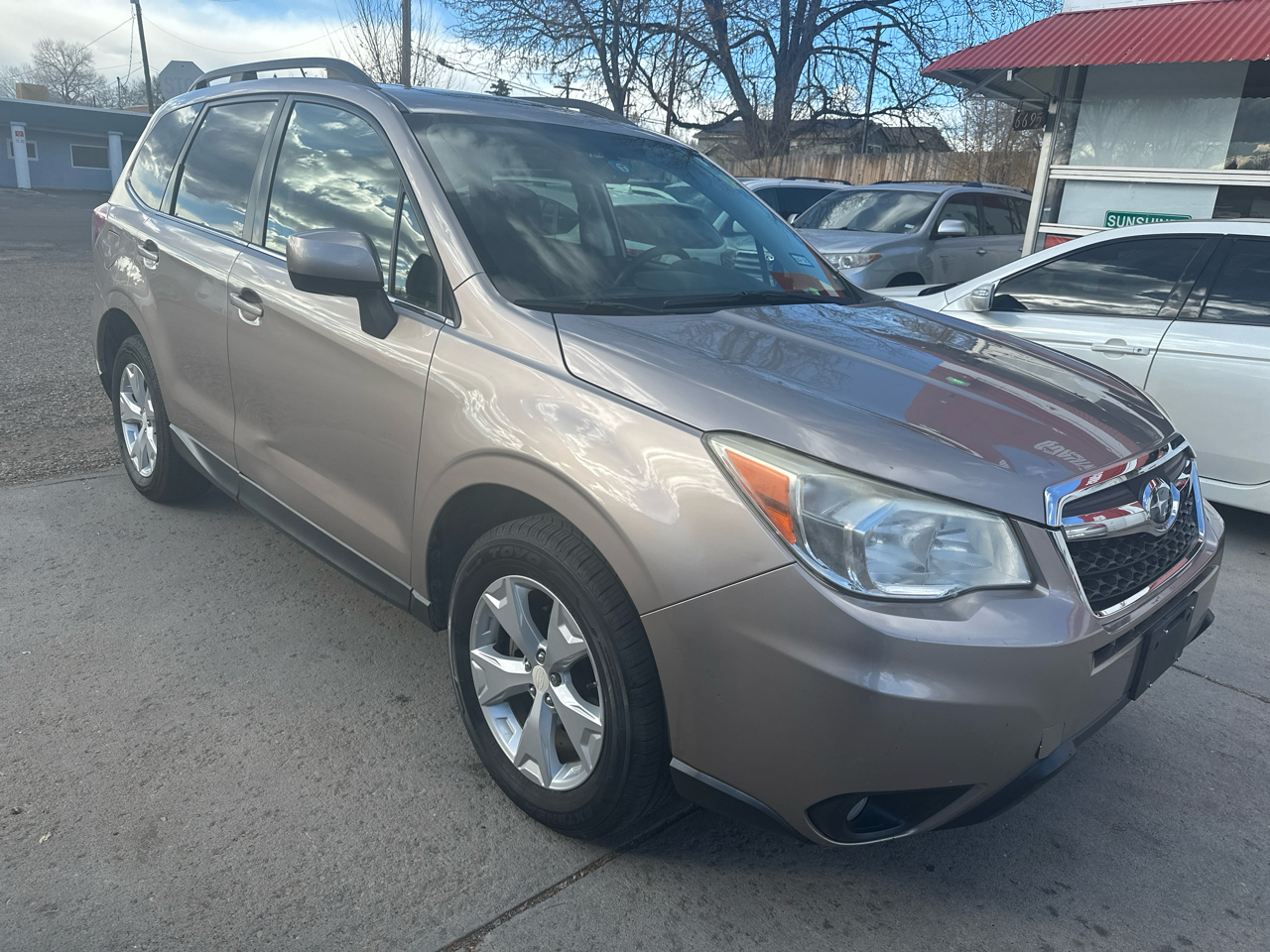 2015 Subaru Forester 2.5i Limited photo 2