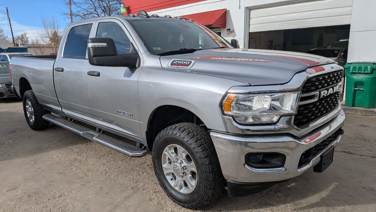 RAM 2500 Tradesman Crew Cab LWB 4WD 2023
