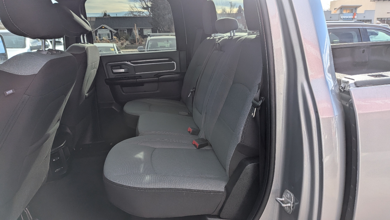 RAM 2500 Tradesman Crew Cab LWB 4WD 2023