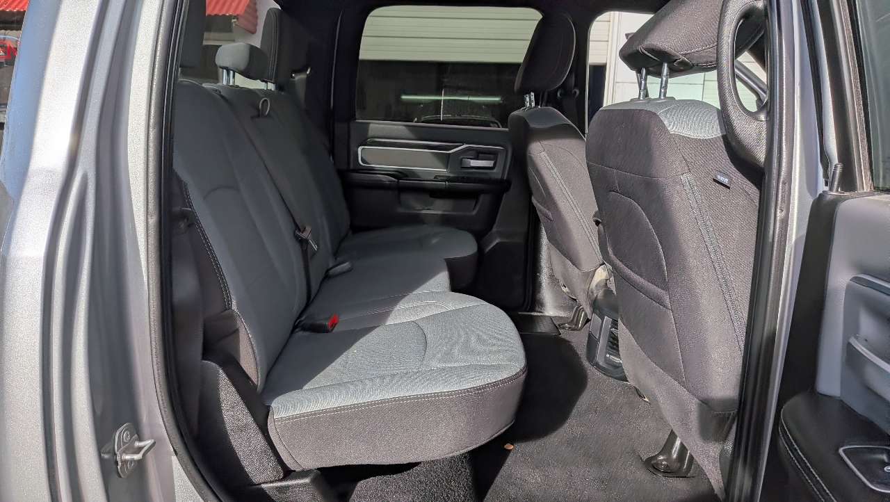 RAM 2500 Tradesman Crew Cab LWB 4WD 2023