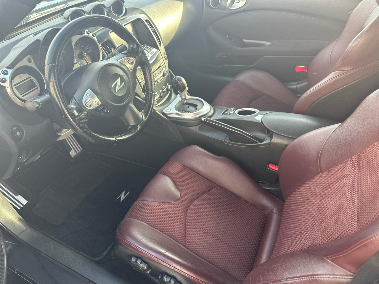 Nissan Z 370Z Roadster 2010