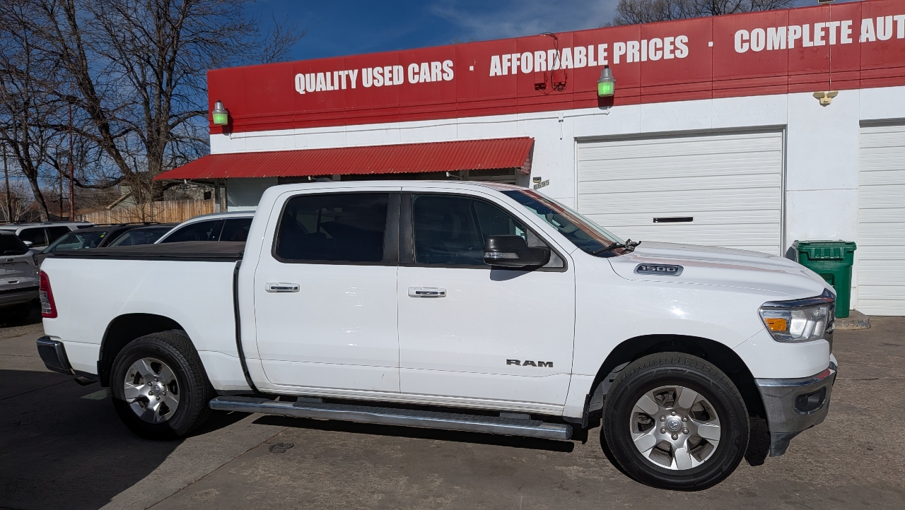 RAM 1500 Big Horn Crew Cab SWB 4WD 2020