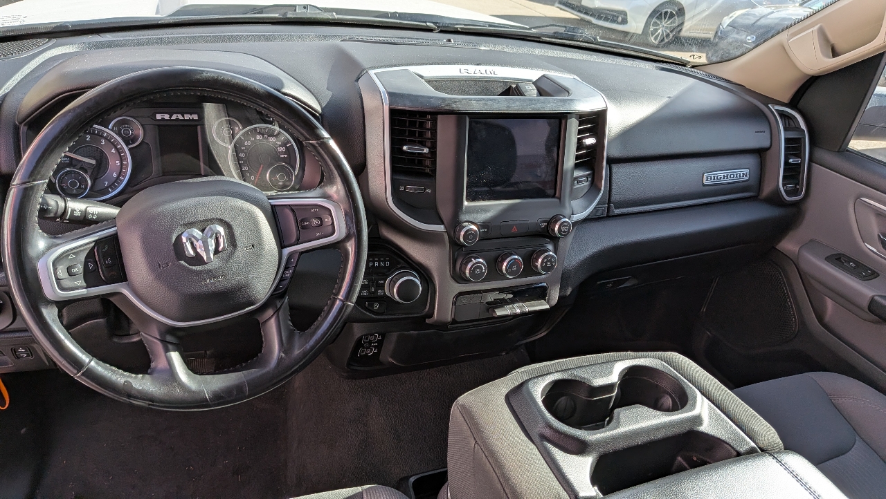 RAM 1500 Big Horn Crew Cab SWB 4WD 2020