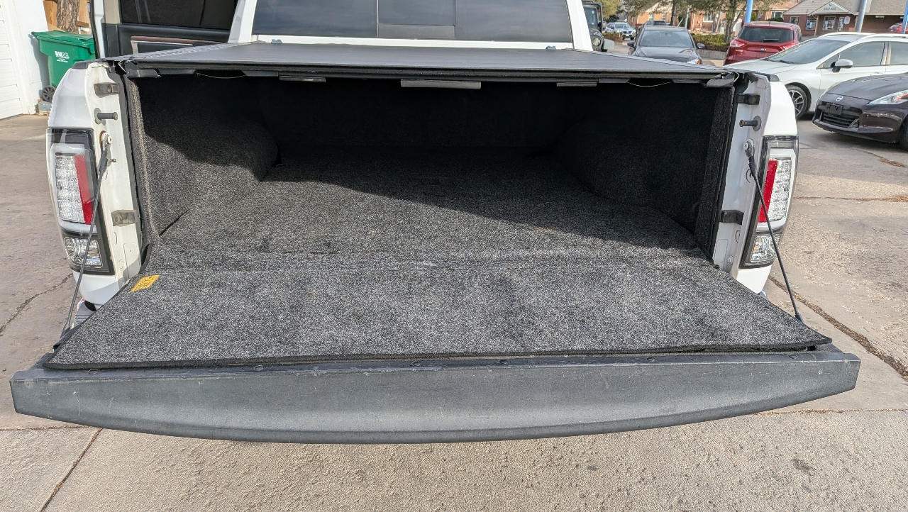 RAM 1500 Laramie Crew Cab SWB 4WD 2016