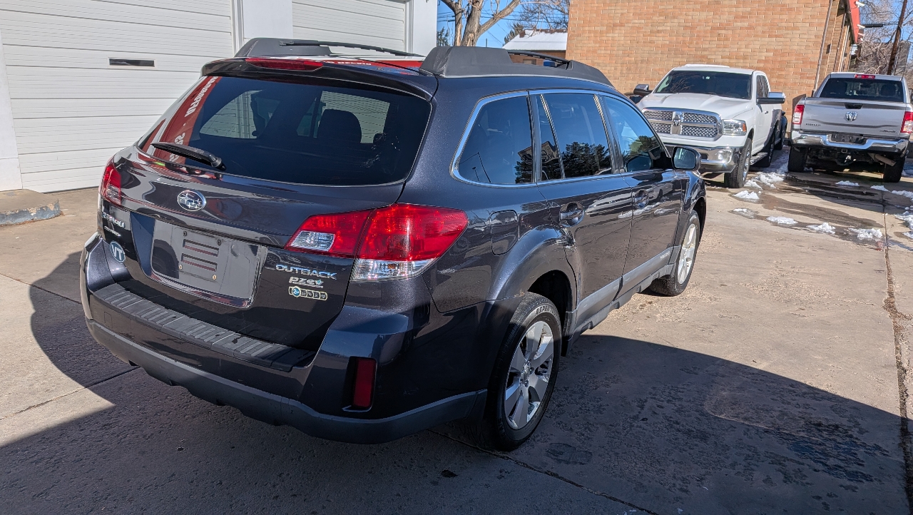 Subaru Outback 2.5i Premium 2010