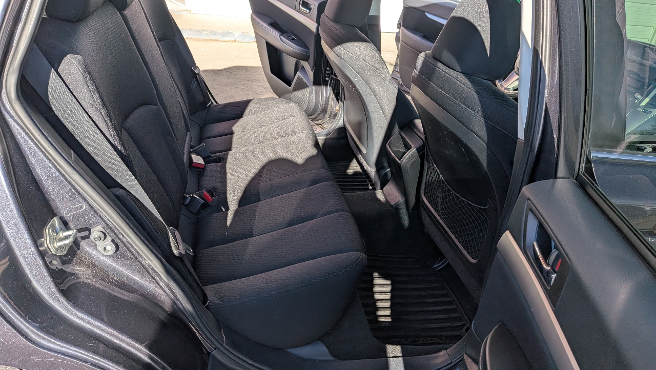 Subaru Outback 2.5i Premium 2010