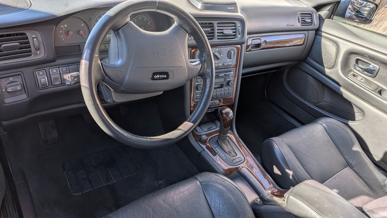 Volvo C70 HPT Convertible 2004