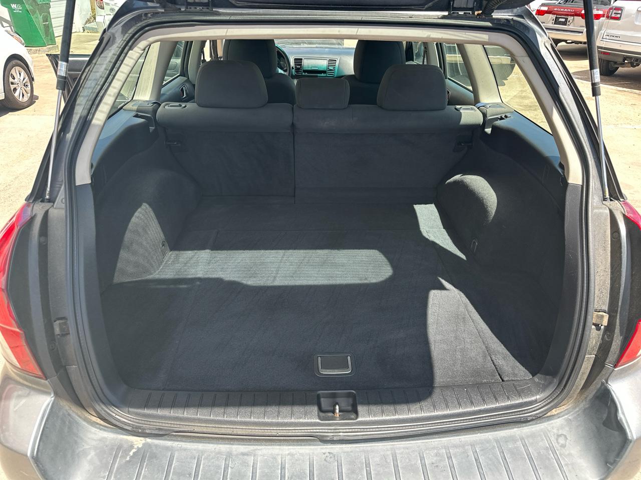 Subaru Outback 2.5i 2009