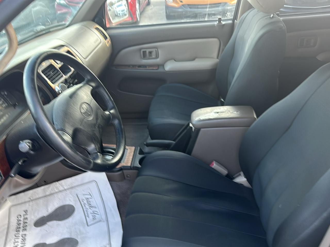 Toyota 4Runner SR5 2000