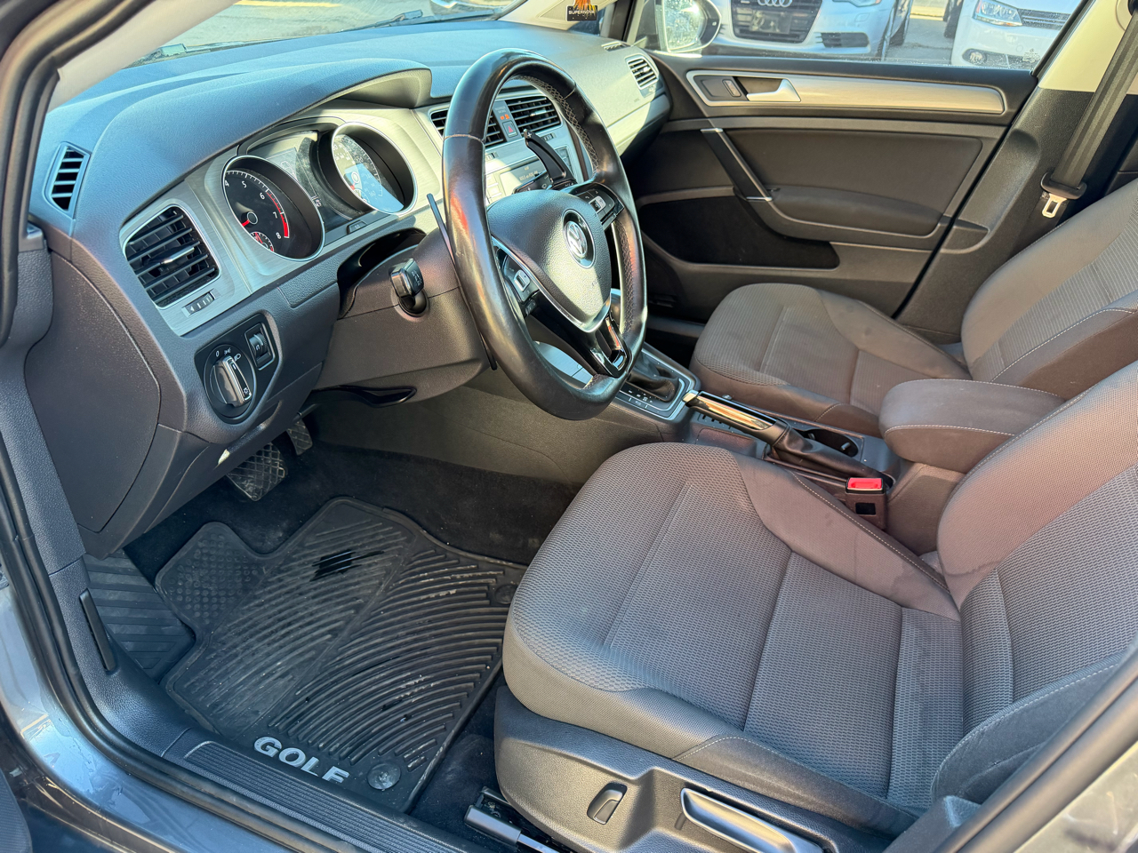 Volkswagen Golf SportWagen TSI S 4Motion 6A 2017