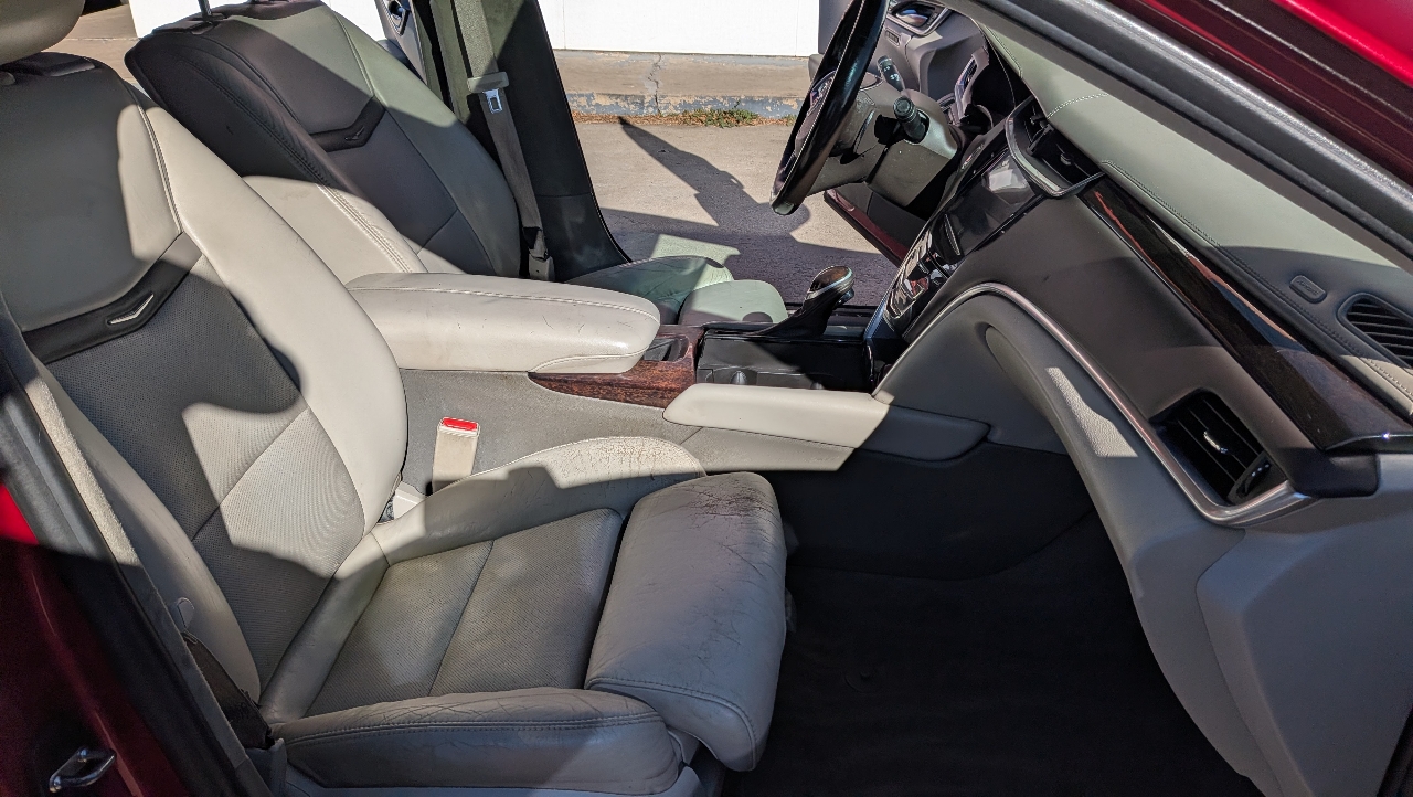 Cadillac XTS Platinum FWD 2014