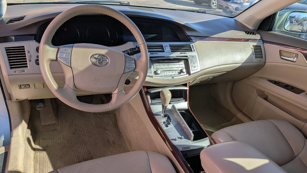 Toyota Avalon XLS 2008