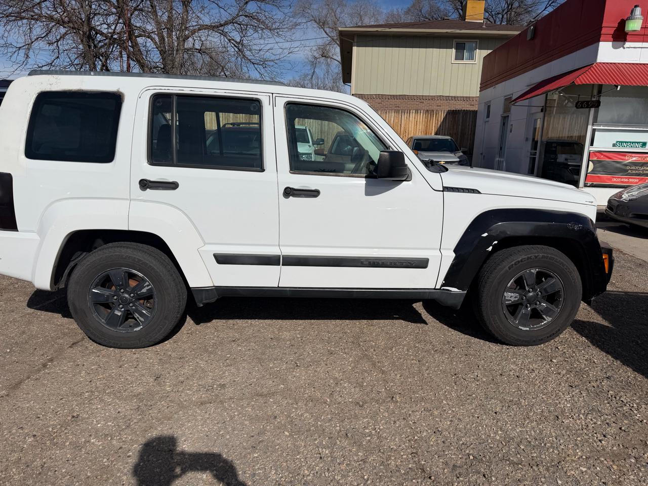 Jeep Liberty 4dr Sport 2012