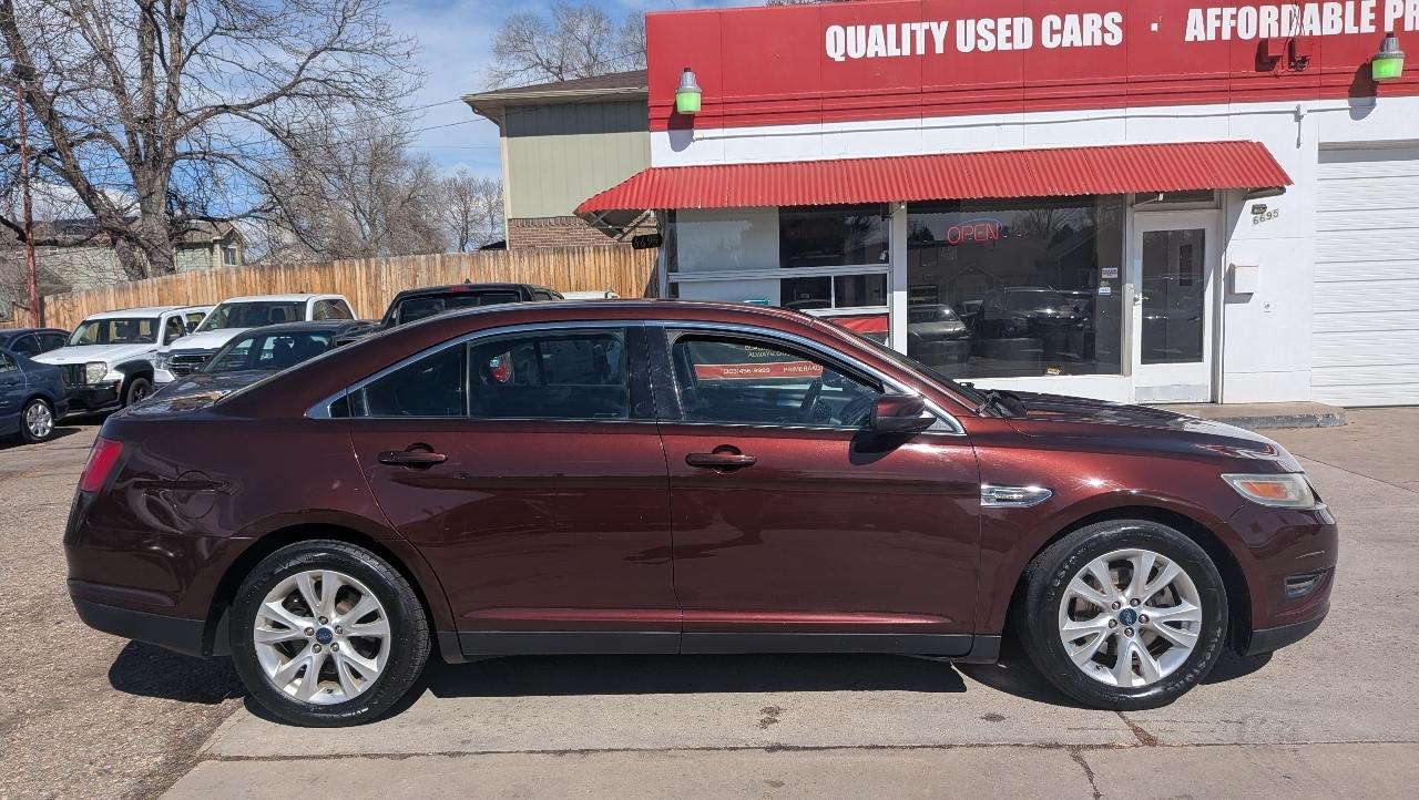 Ford Taurus SEL AWD 2012