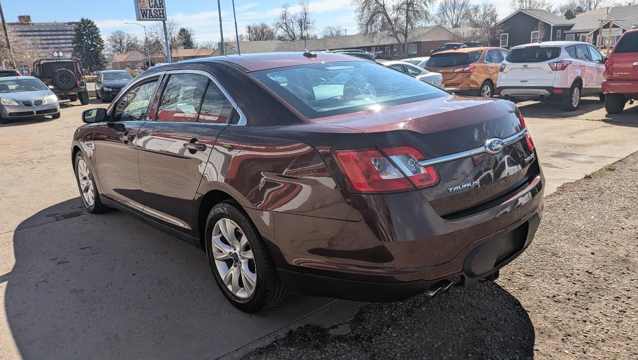 Ford Taurus SEL AWD 2012