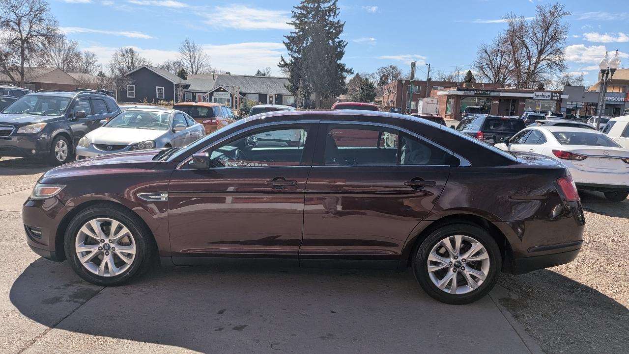 Ford Taurus SEL AWD 2012