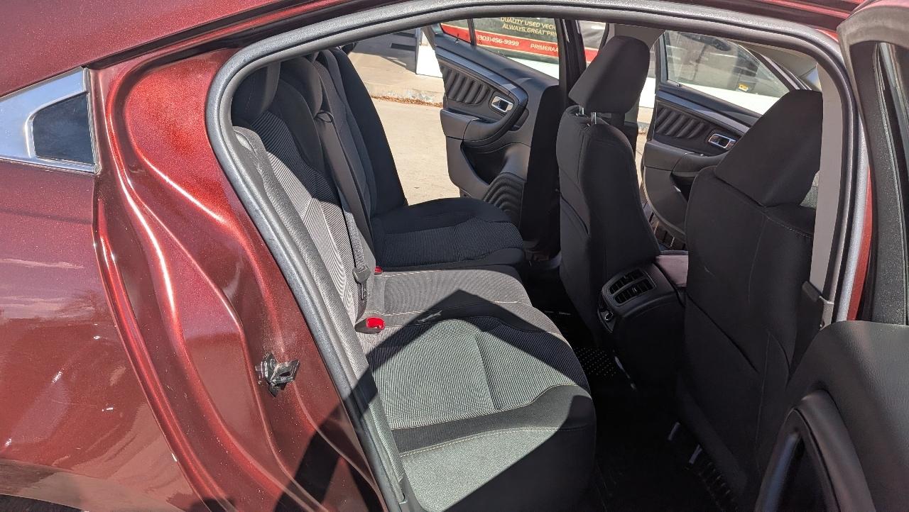 Ford Taurus SEL AWD 2012