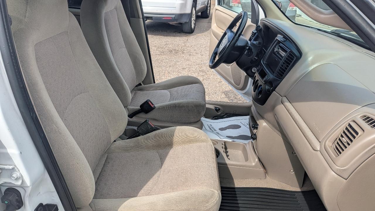 Mazda Tribute DX V6 4WD 2001