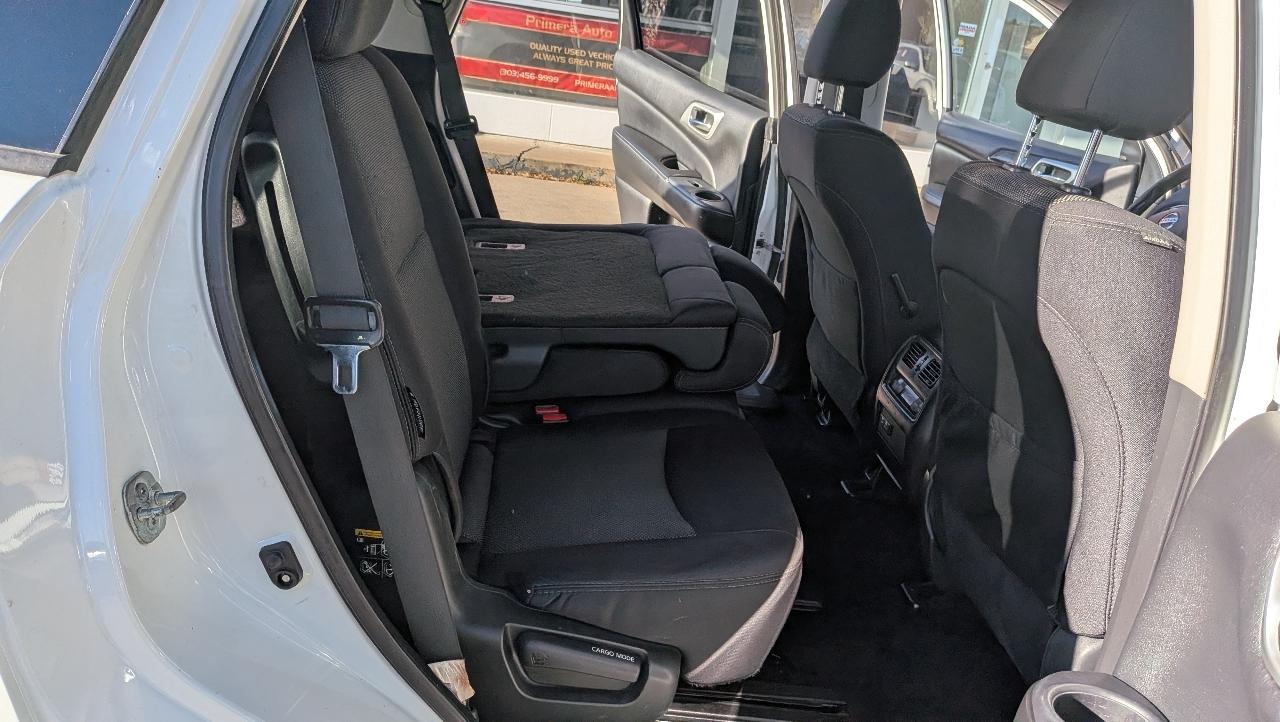 Nissan Pathfinder S 2WD 2019