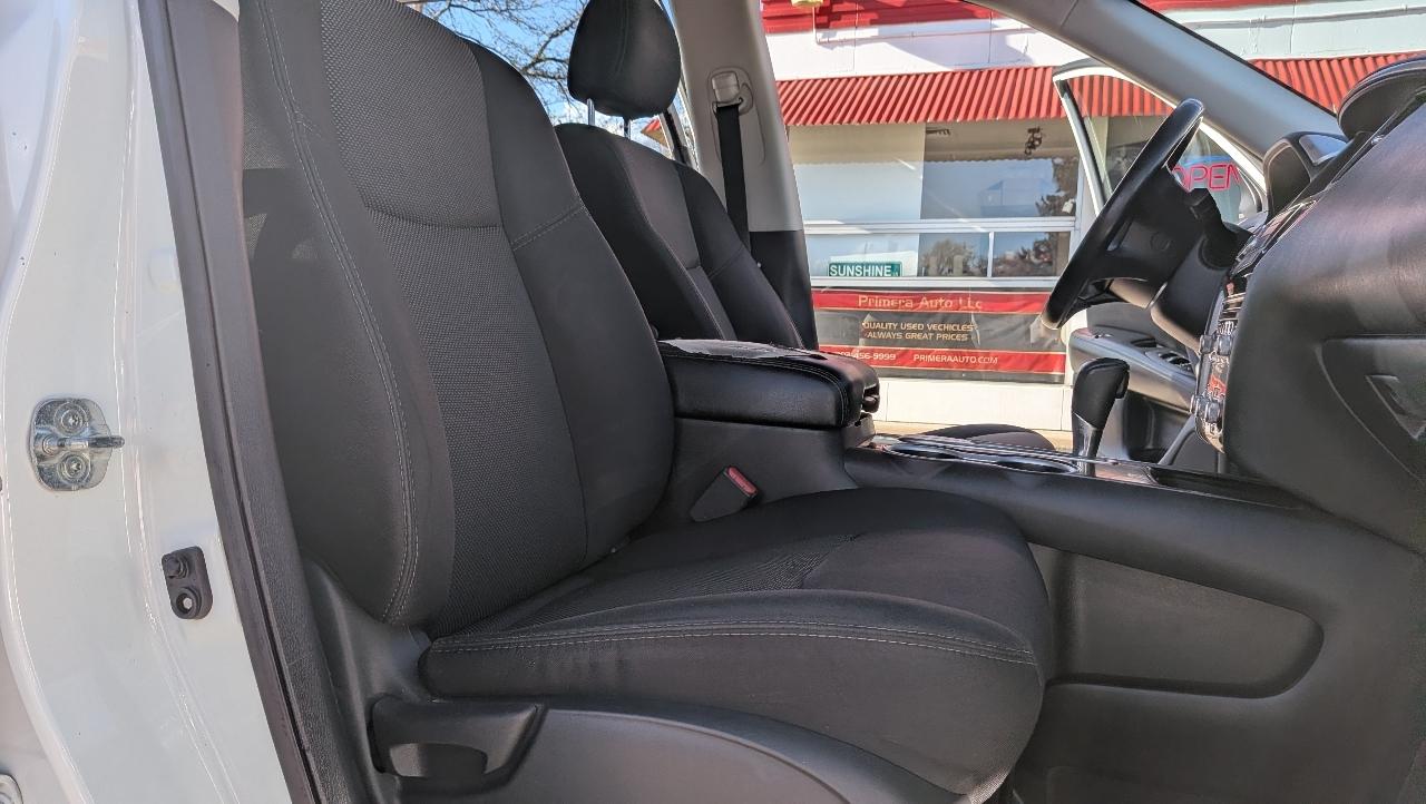 Nissan Pathfinder S 2WD 2019