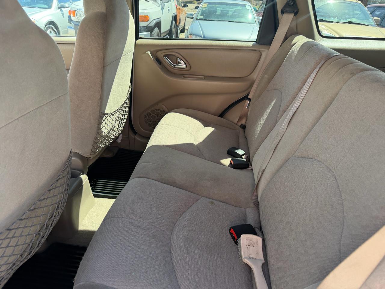 Mazda Tribute DX V6 4WD 2001