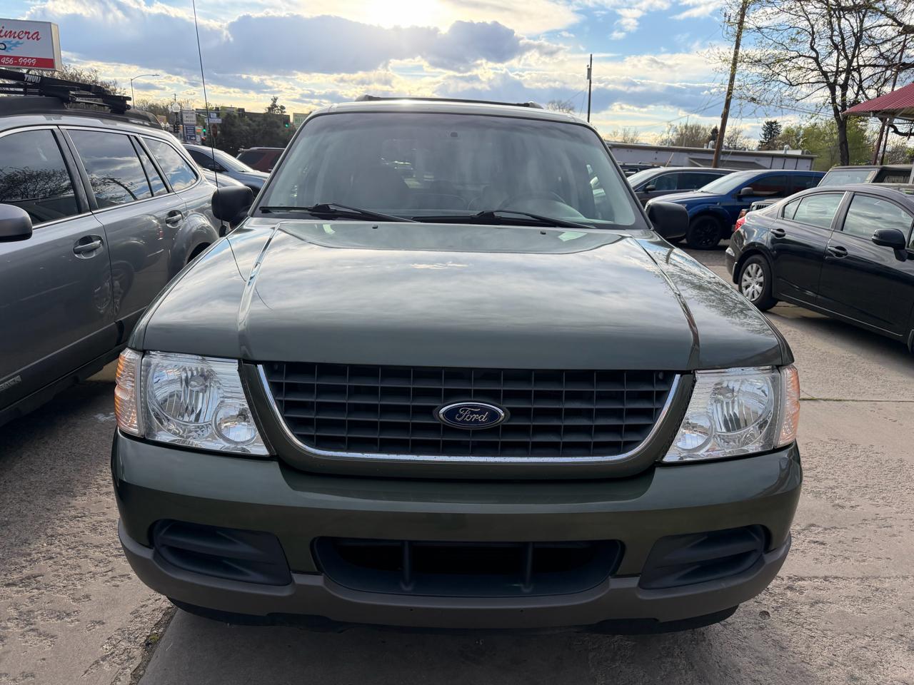 Ford Explorer XLT 4.0L 4WD 2002