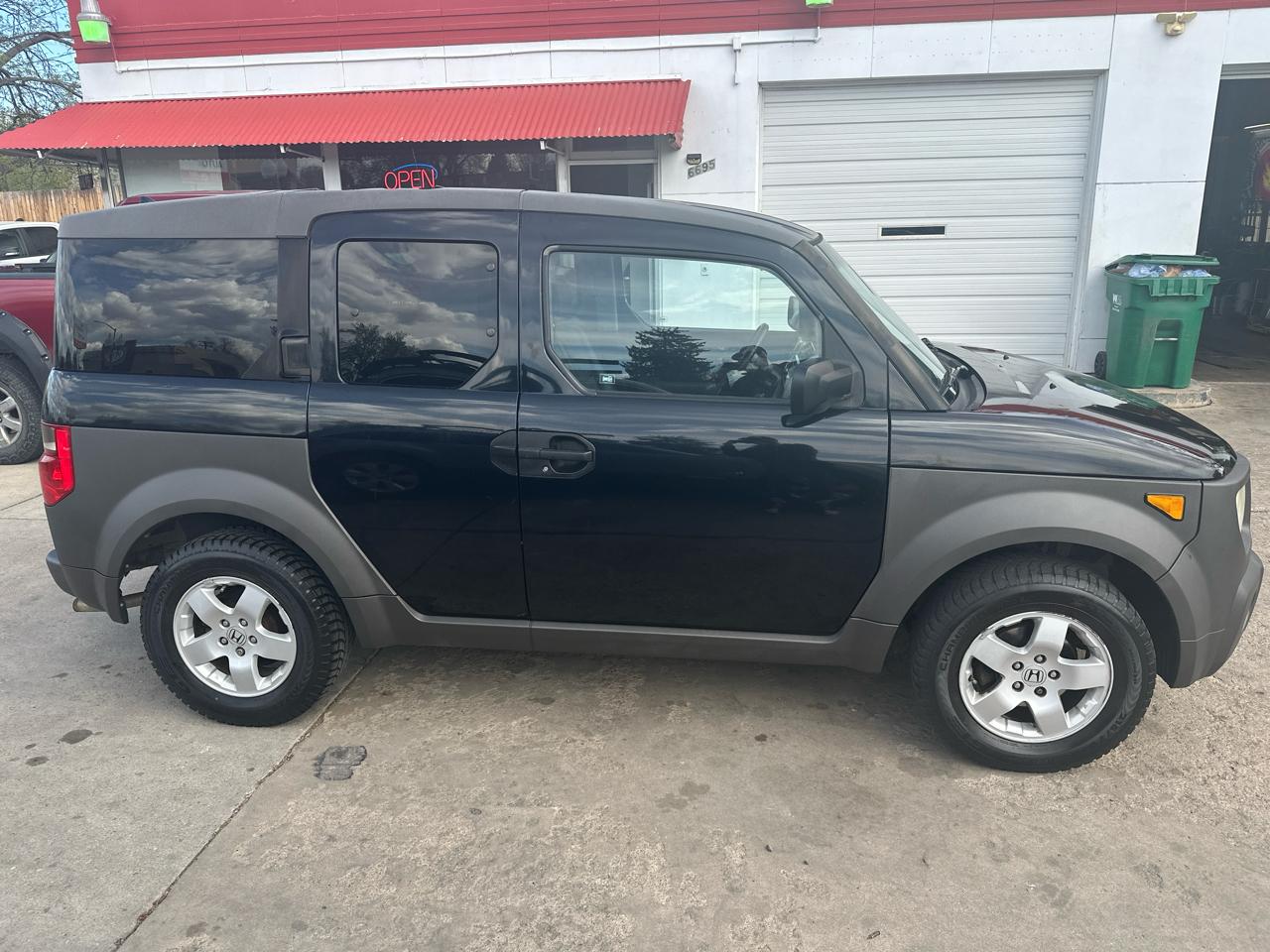 Honda Element EX 4WD AT 2003