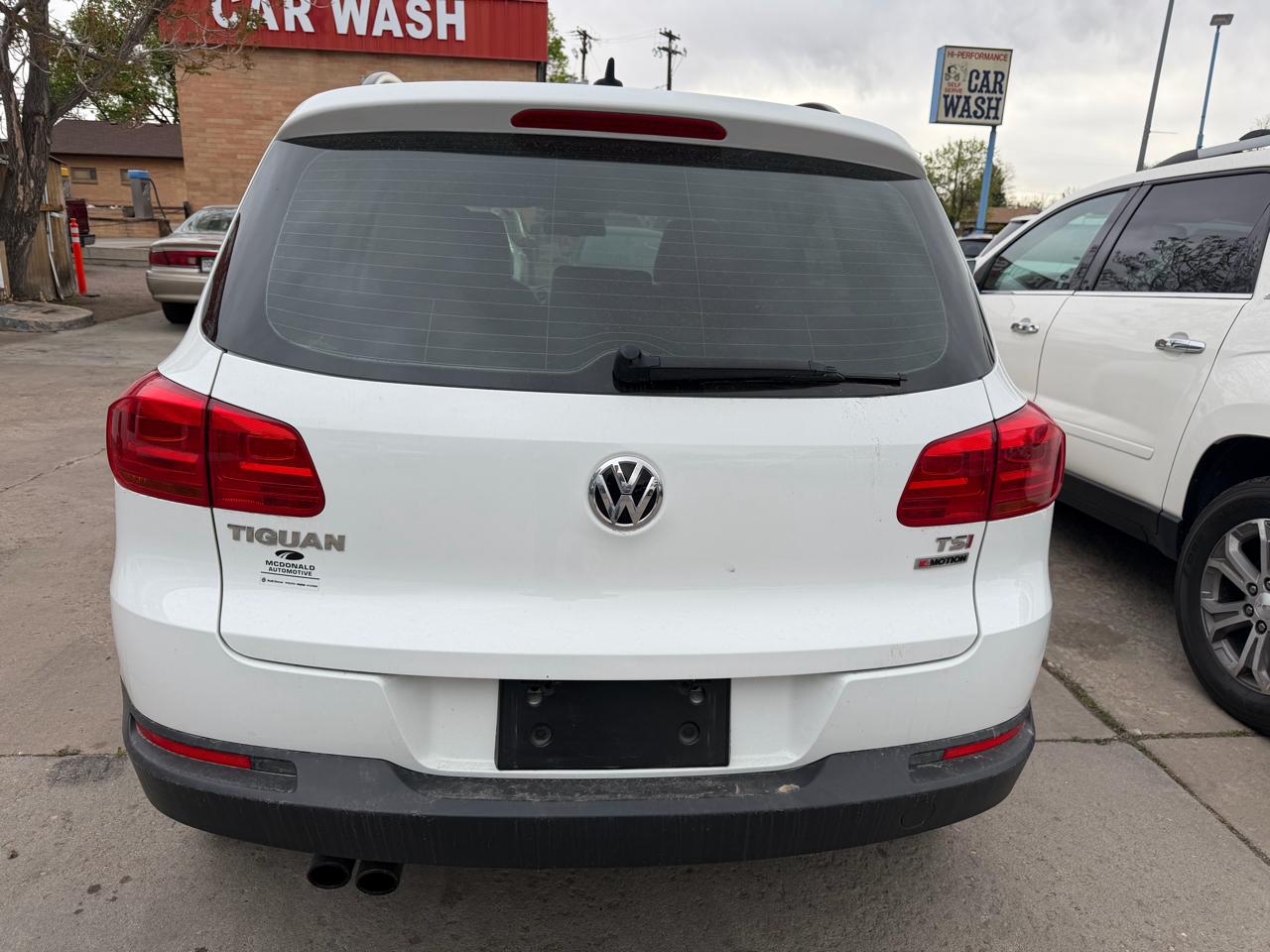 Volkswagen Tiguan S 4Motion 2017